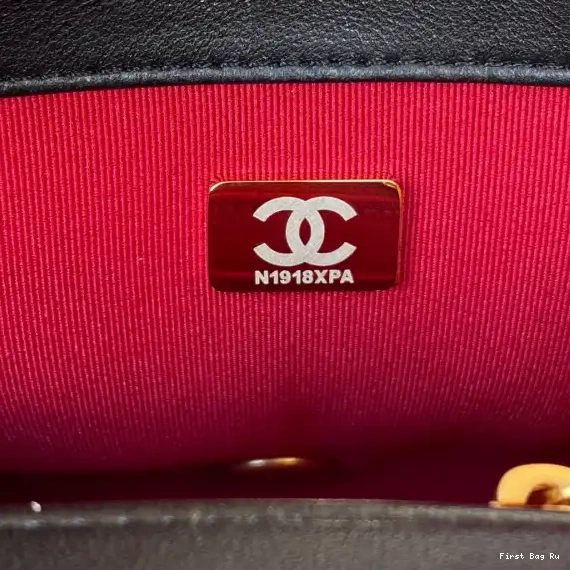 First Bag Ru CHANEL FLAP BAG 0512